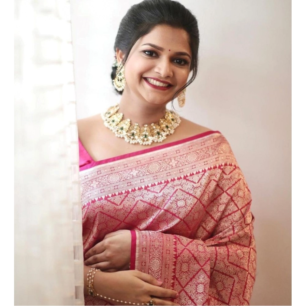 Women's Silk Printed Saree With Unstitched Blouse 5.5Mtr (Pink) - Image 3