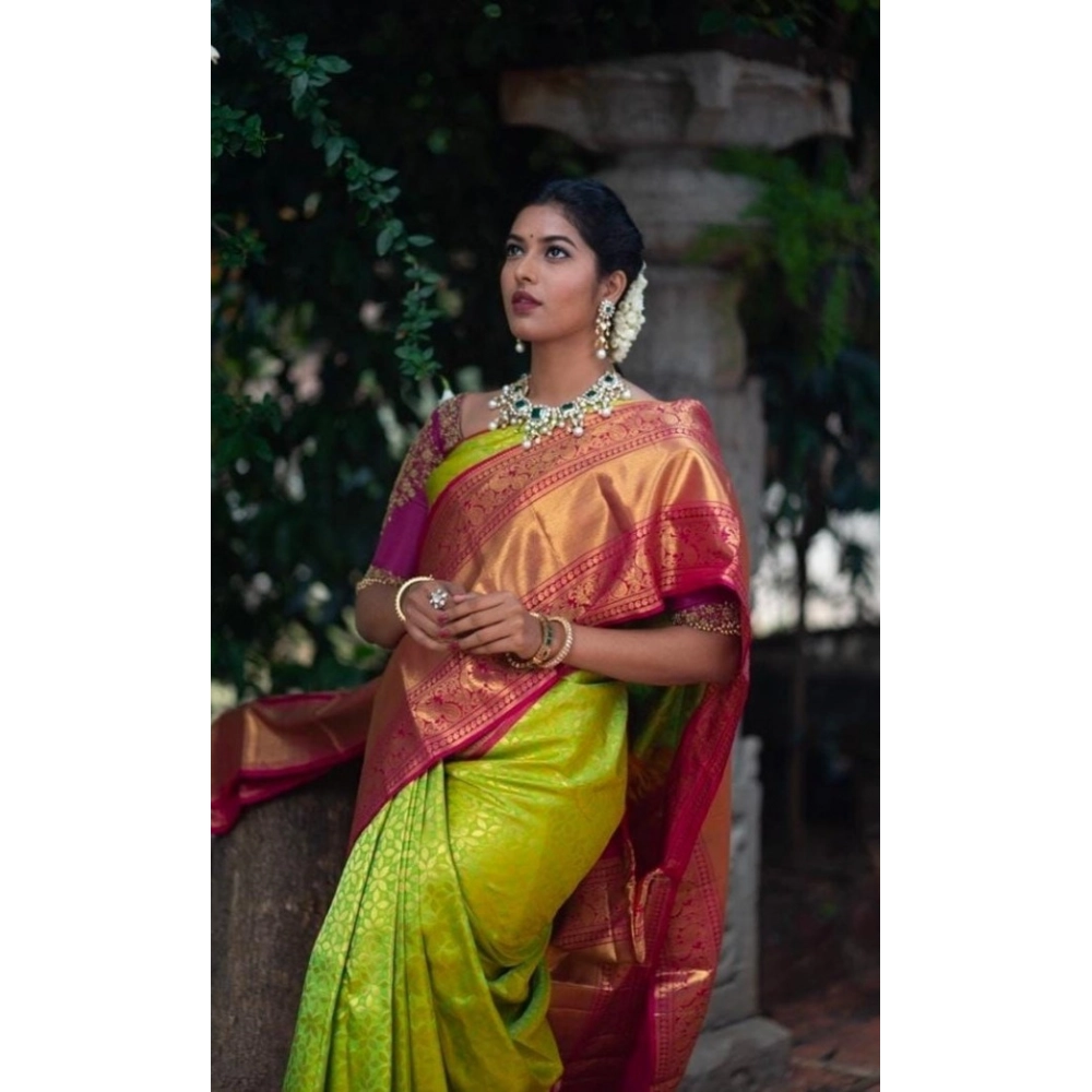 Women's Litchi silk Printed Saree With Unstitched Blouse (Green) - Image 4