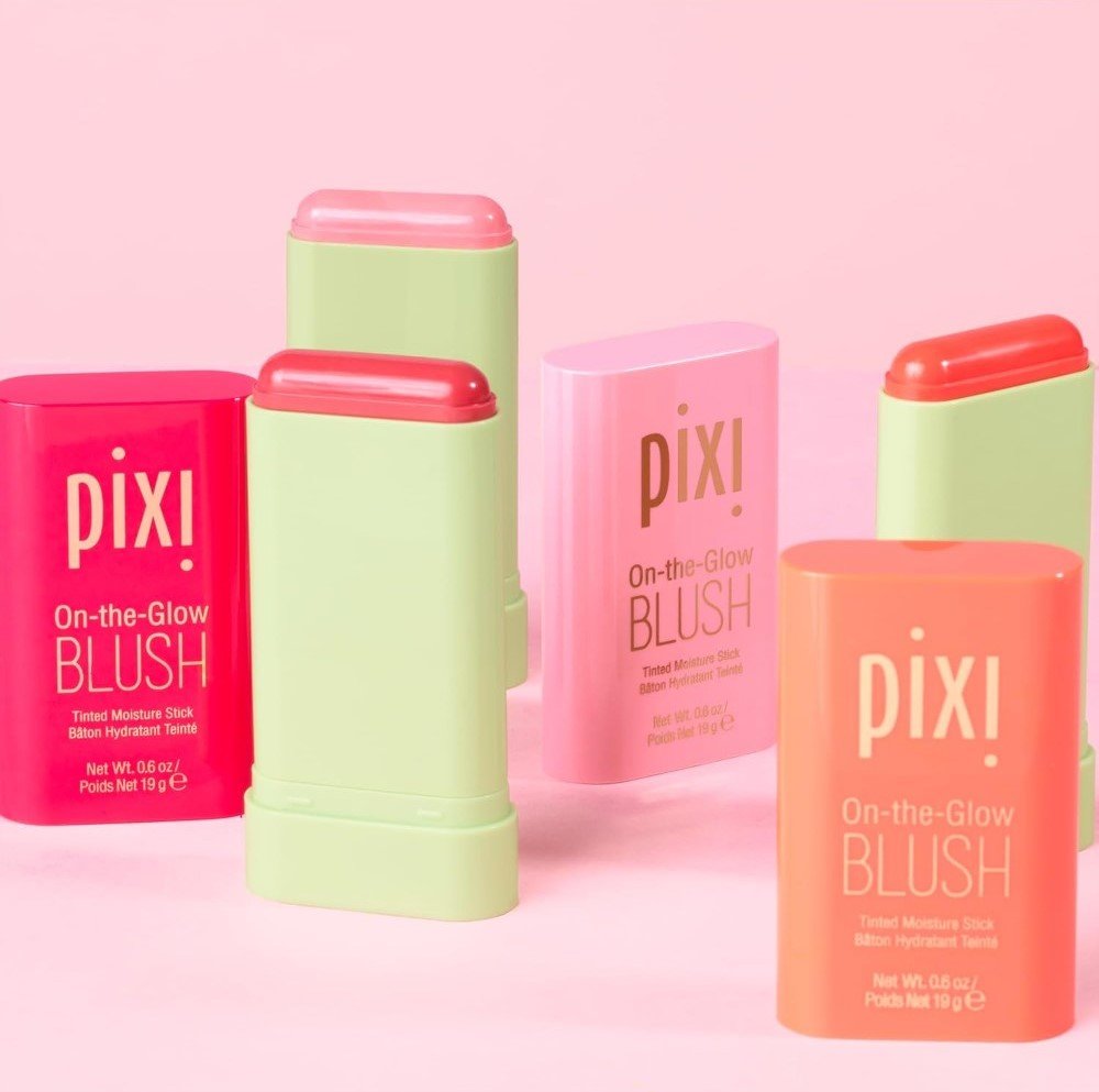 Glow Blush Foundation Stick (Multicolor) - Image 4