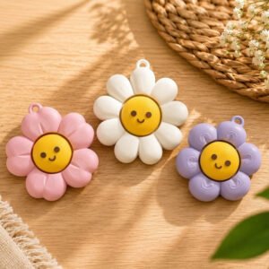 Plastic Smiley Daisy — Fidget Clicker Keychains Set of 3 Pieces (Multicolor)